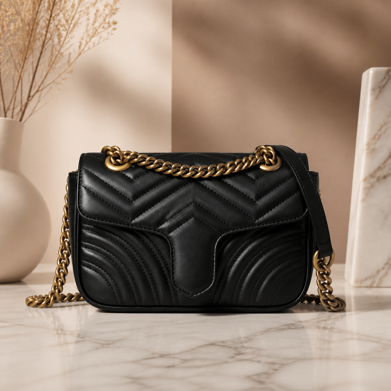 GG Marmont Small Shoulder Bag